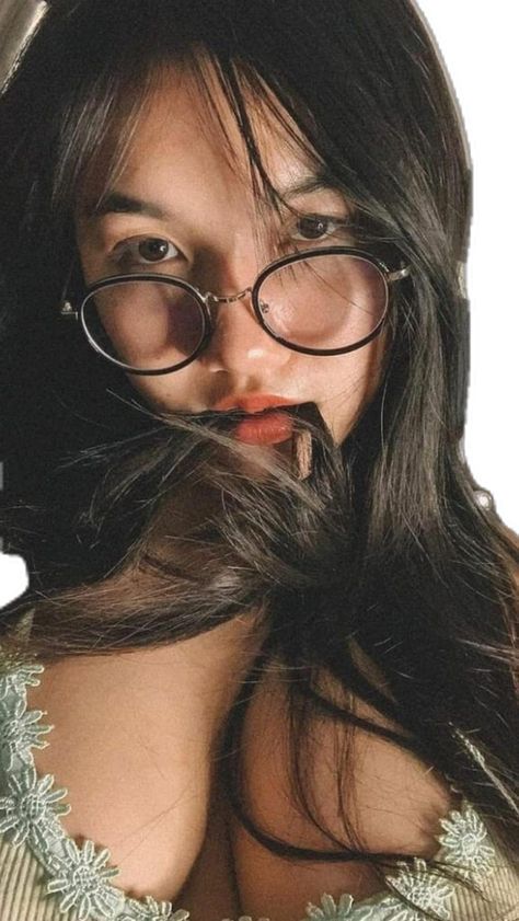Yandex Indonesia Viral New Wiwik Istri Teman Masih Cantik Waktu Iclik Trending Top Global 2025