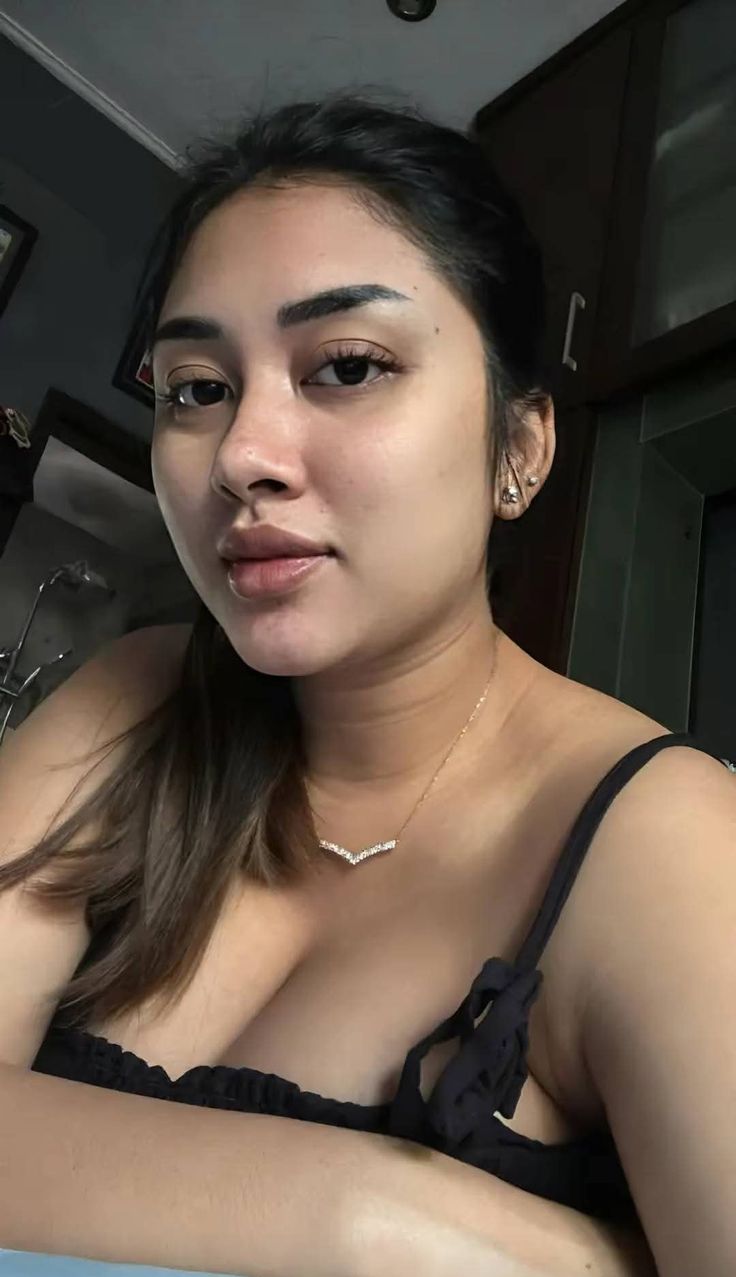 Yandex Viral Tante Binor Cantik Pemilik Hotel dan Restaurant Surabaya Melayani Tamu Penting
