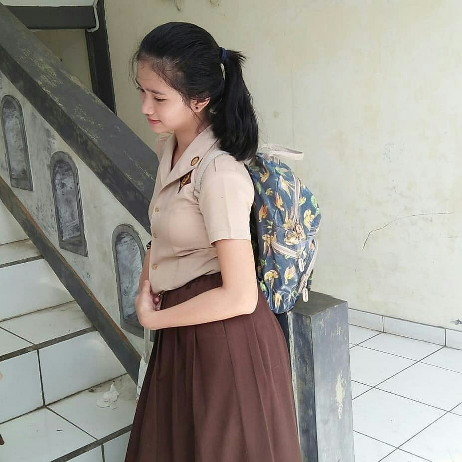 Bocah Viral Smp Your Touch Makes Me Tremble Cewek Top Global 2025