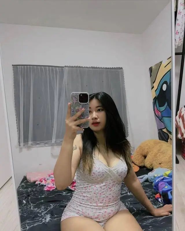 Viral Terbaru Indonesia 2025 Matahari Tak Akan Terbenam Jika Kita Bersama Tante Top Global New